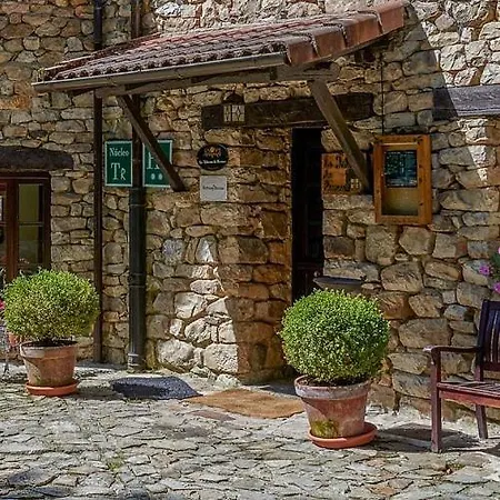 Complejo Rural La Tahona De Besnes Летний дом