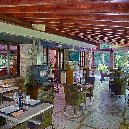 Летний дом Complejo Rural La Tahona De Besnes